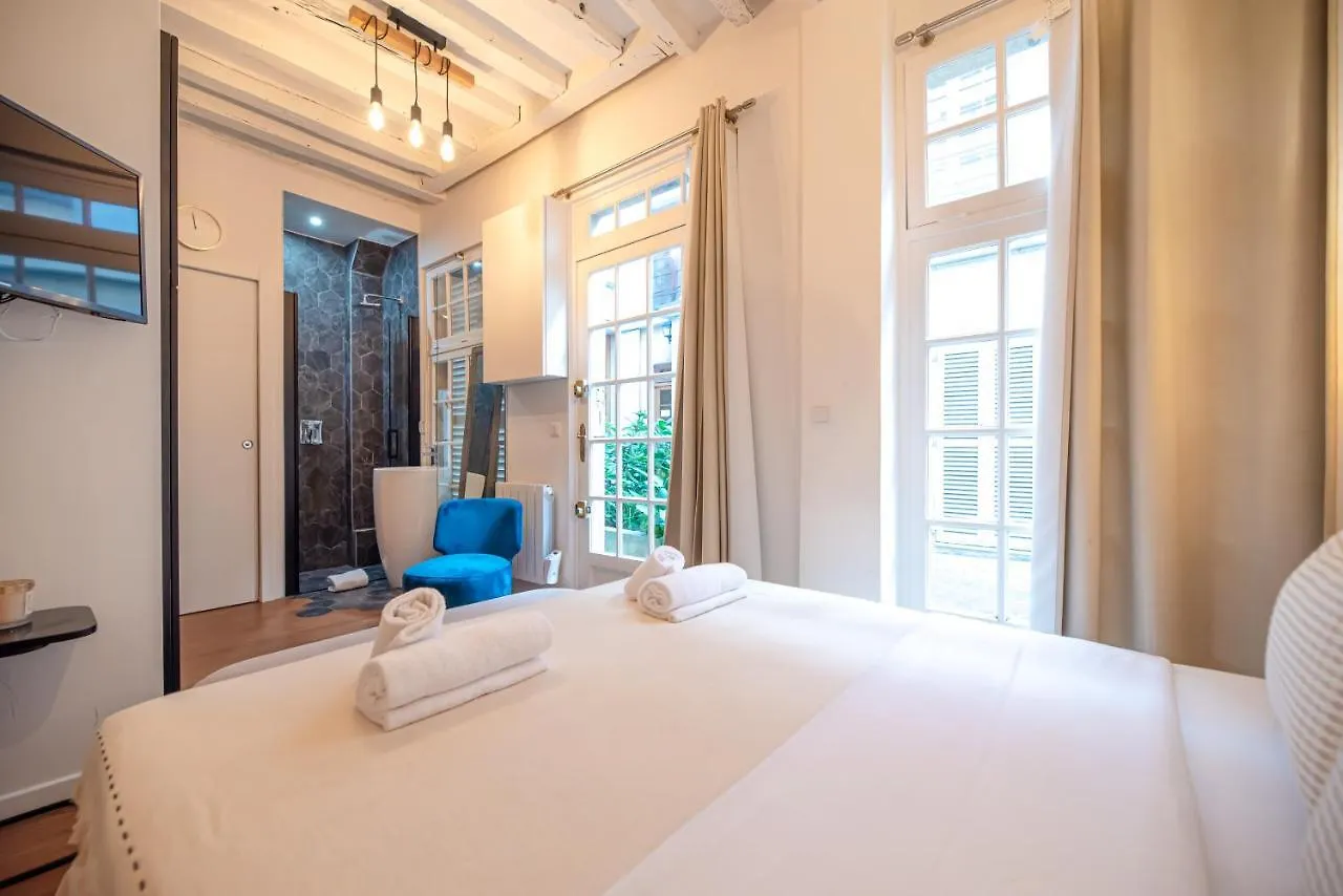 Dreamyflat - Heart Of Marais Paris